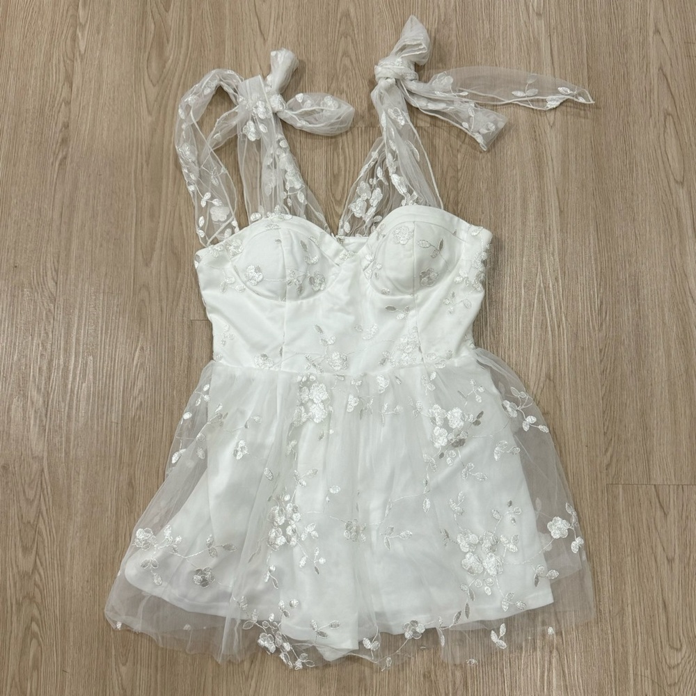 Lulus floral embroidered tulle bow strap mini dress nwot - Picture 3 of 3